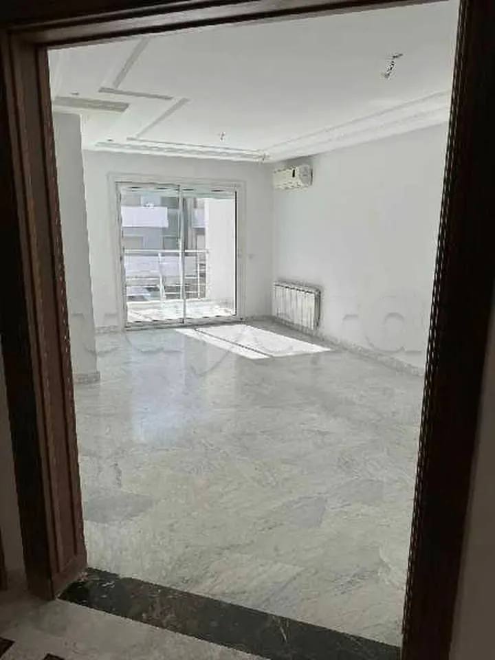 A louer un appartement haut standing en S+2 situe a EL MENZAH 9 C