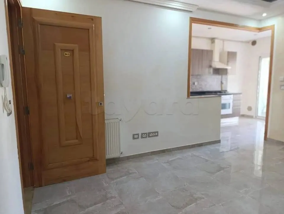 A louer un appartement haut standing en S+1 situe a El MENZAH 9 C