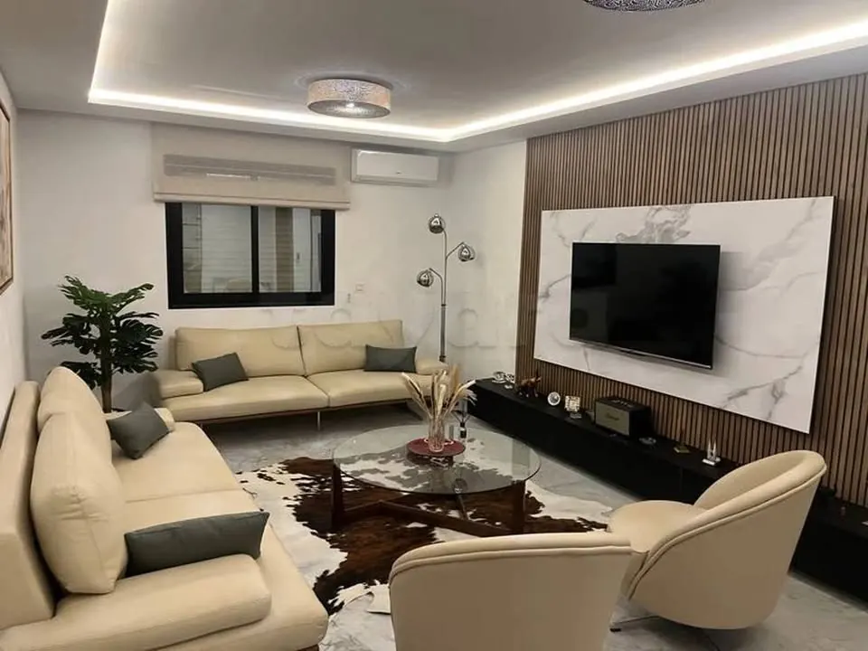 A LOUER un appartement S+3 Meuble Haut Standing pour diplomates ou expats situe a EL MENZAH 9 C