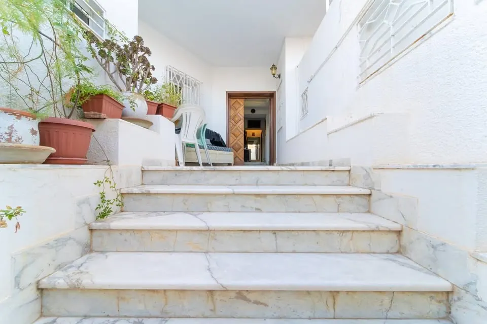 A louer : villa a EL MENZAH 9 A