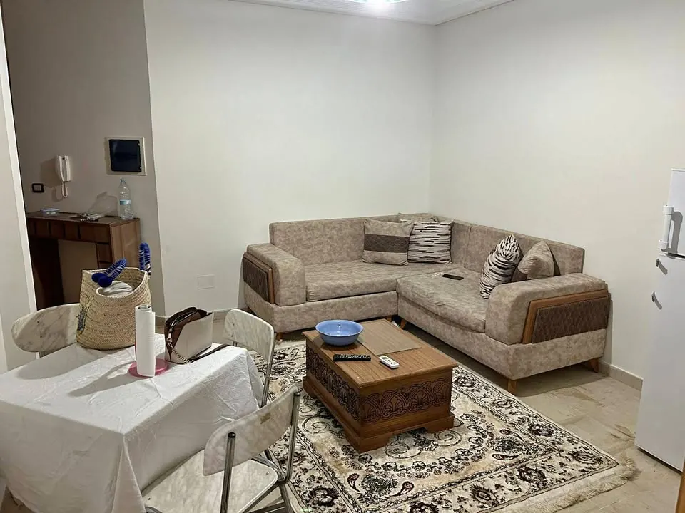 A louer un appartement HS S+2 meuble situe a EL MENZAH 9 C