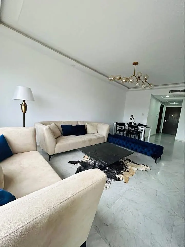 A louer un appartement tres haut standing meuble en S+2 situe a ENNASR 2
