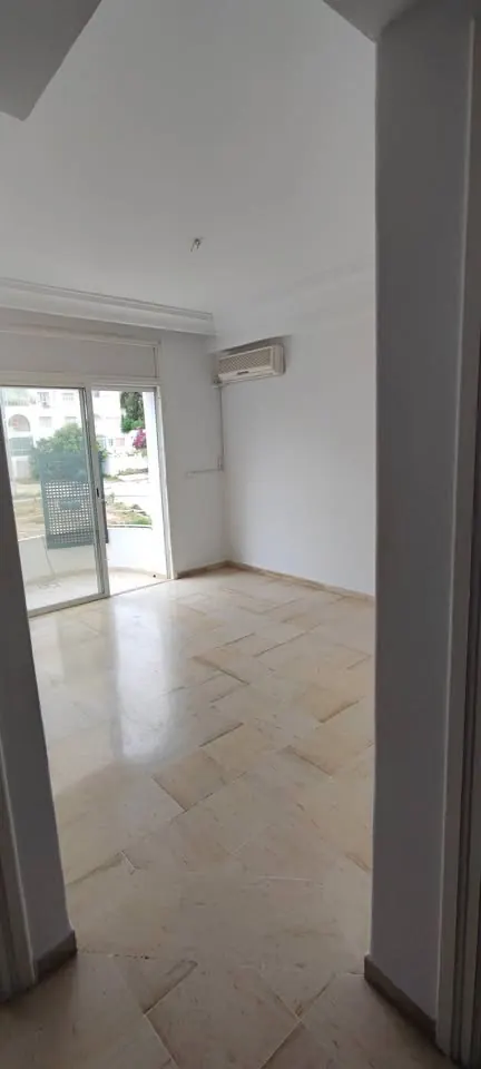 A louer un appartement renove en S+1 de 70m2 situe a EL MANAR 1