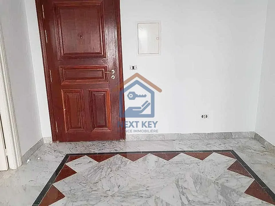 A louer un appartement en S+1 a ENNASR 2