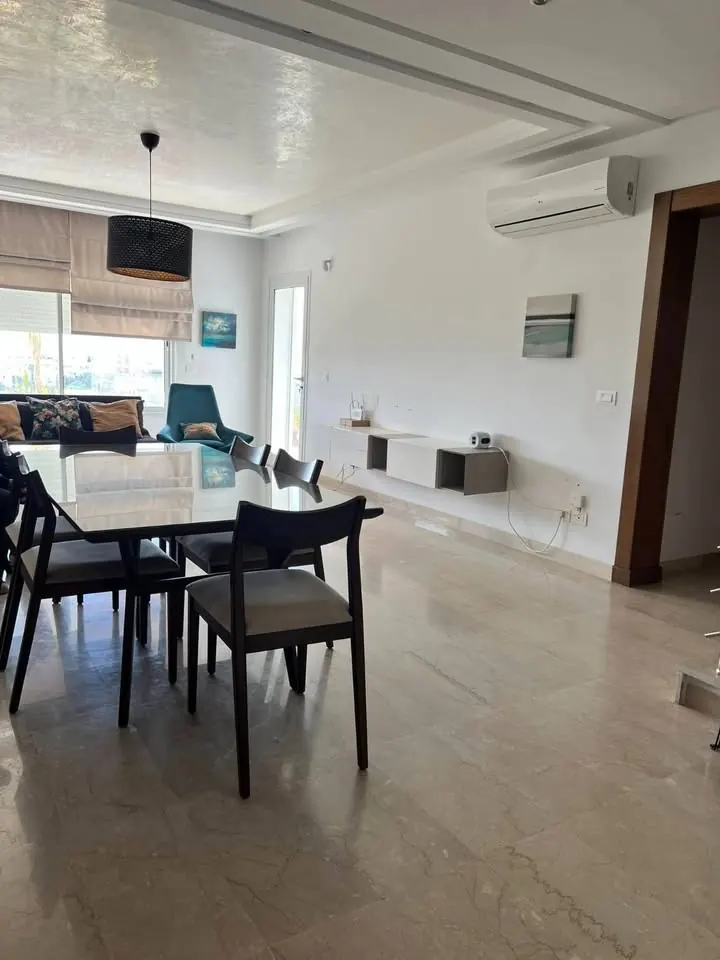A louer un duplex haut standing en S+3 situe a EL MENZAH 9 C