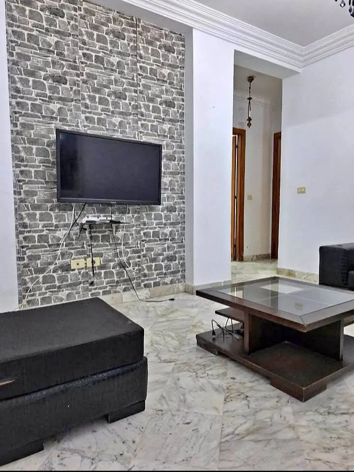 A louer un appartement S2 meuble situe a ENNASR 2