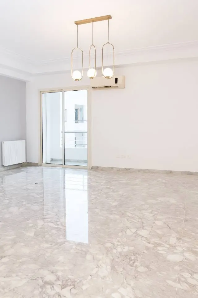 A louer un appartement haut standing en S+2 situe A JARDIN DEL MENZAH 1