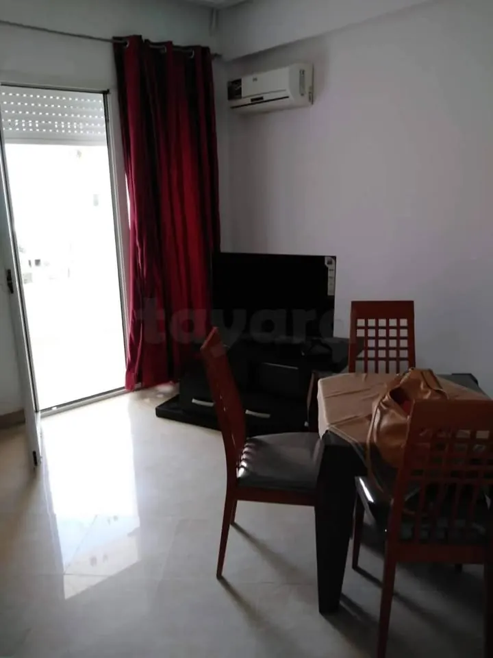 A louer un appartement haut standing meuble de 50 m2 en S+1 situe a JARDIN DEL MENZAH 2
