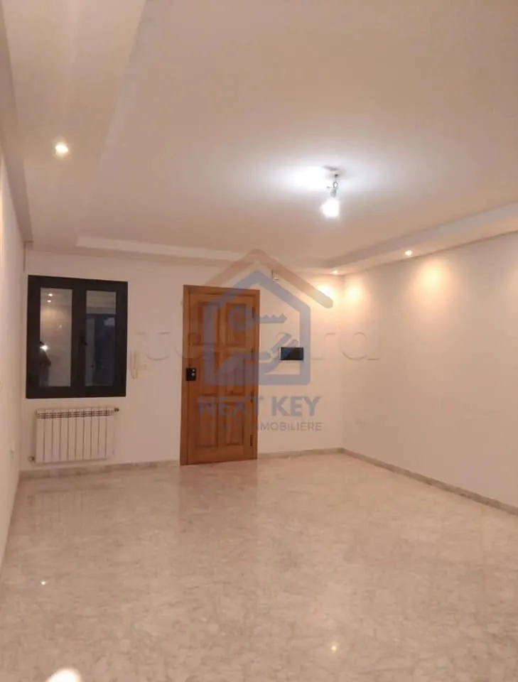 A louer un appartement haut standing en S+2 situe a JARDIN DEL MENZAH 2