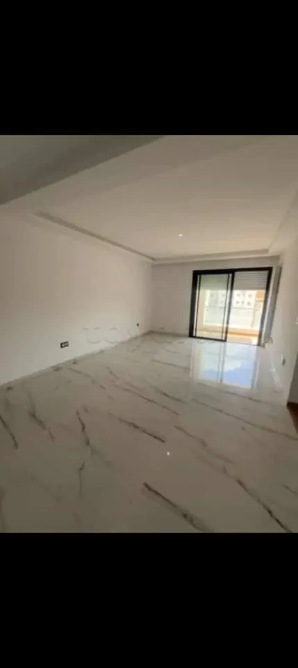 A louer un appartement haut standing jamais habite en S+2 situe a JARDIN DEL MENZAH 2