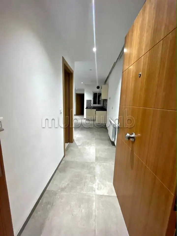 A louer un appartement haut standing de 56 m2 en S1 situe a ENNASR 2