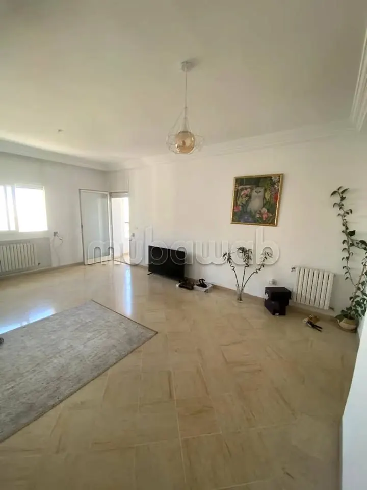 A louer un appartement haut standing en S+2 "vide" de 120m2 situe a EL MENZAH 7BIS